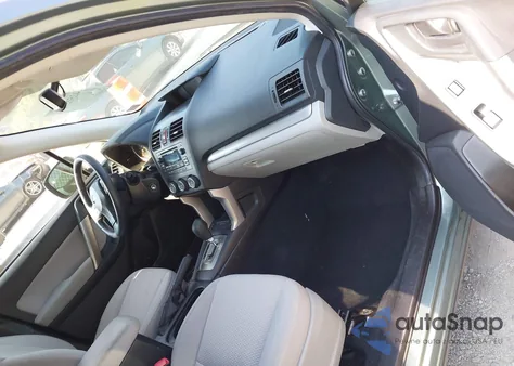 2015 Subaru Forester 2.5I Premium из США, поврежденный, VIN JF2SJADC7FH401492